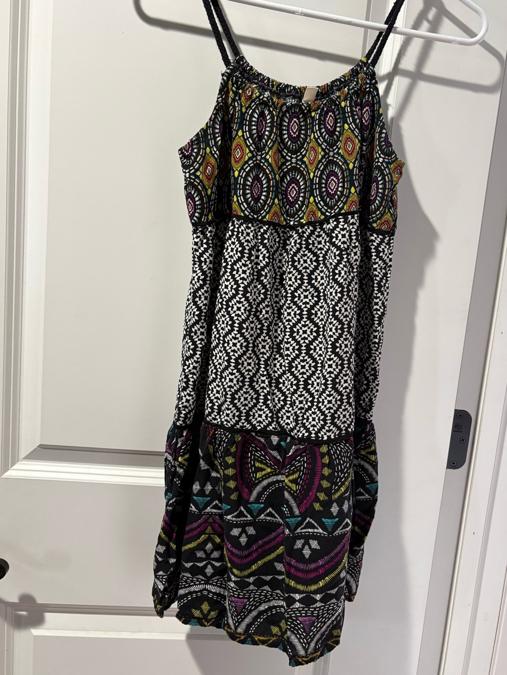 Women’s Black Patterned Spaghetti-Strap Sundress